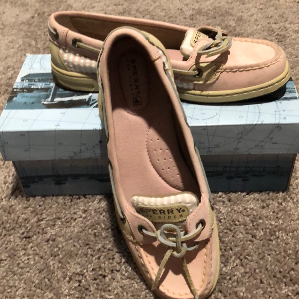Pink Sperrys